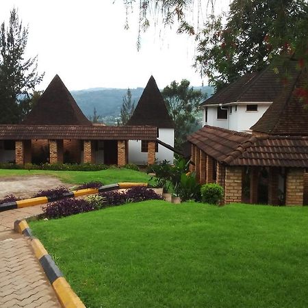 Kabale White Horse Inn מראה חיצוני תמונה
