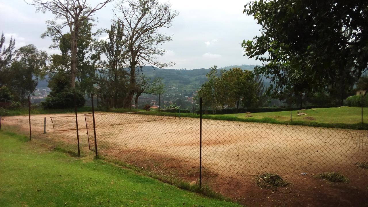 Kabale White Horse Inn מראה חיצוני תמונה