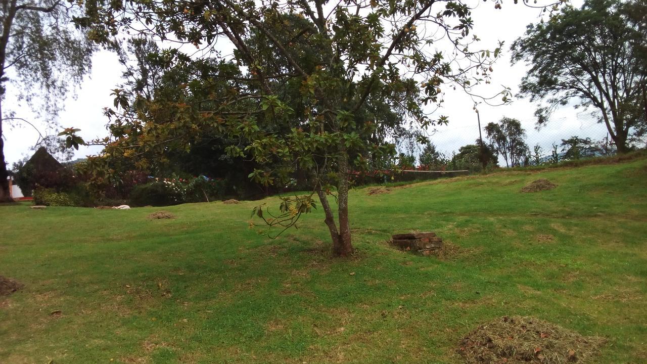 Kabale White Horse Inn מראה חיצוני תמונה