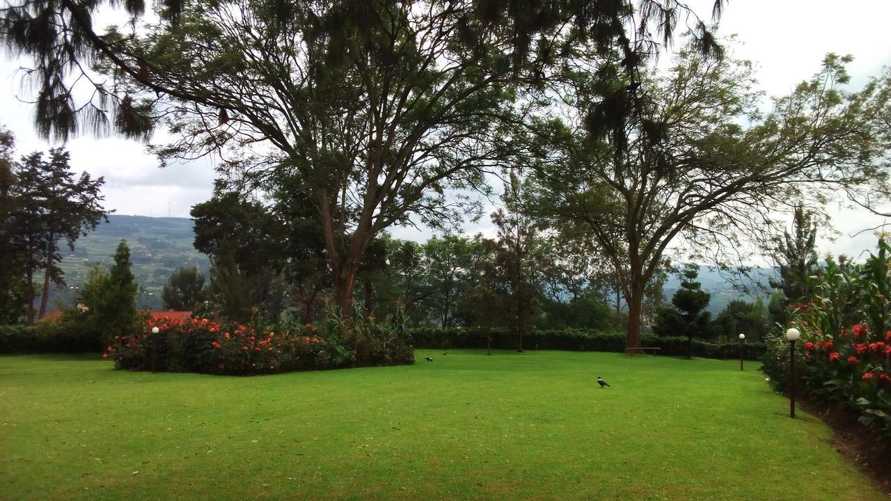 Kabale White Horse Inn מראה חיצוני תמונה