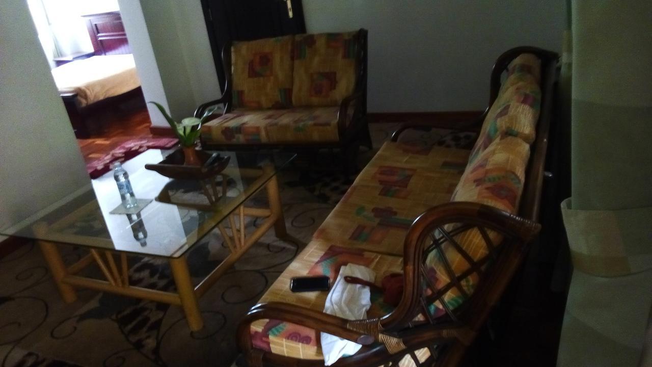 Kabale White Horse Inn מראה חיצוני תמונה