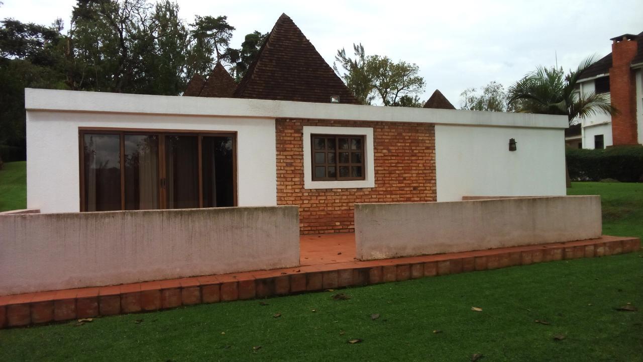 Kabale White Horse Inn מראה חיצוני תמונה